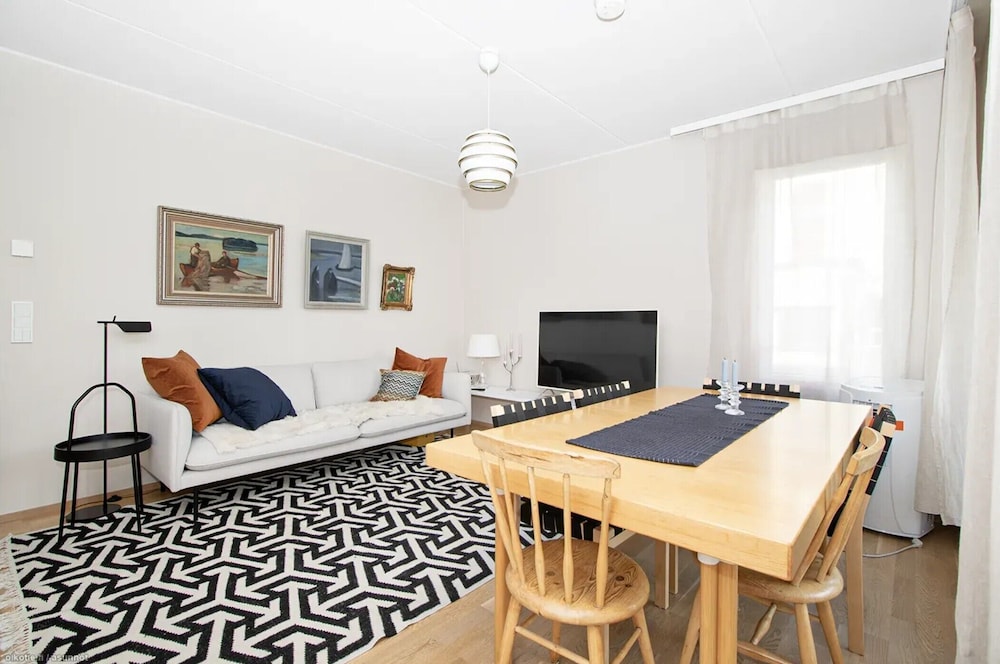 Stylish Nordic 2BR Apartment with Sauna