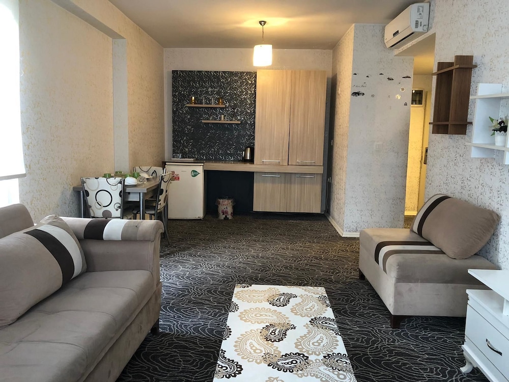 Gunes Suites