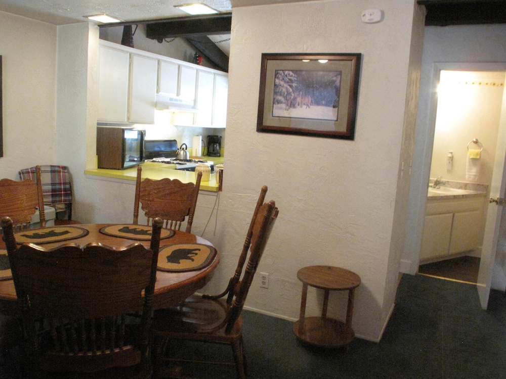 Snow Summit Townhouse Rentals & Sales