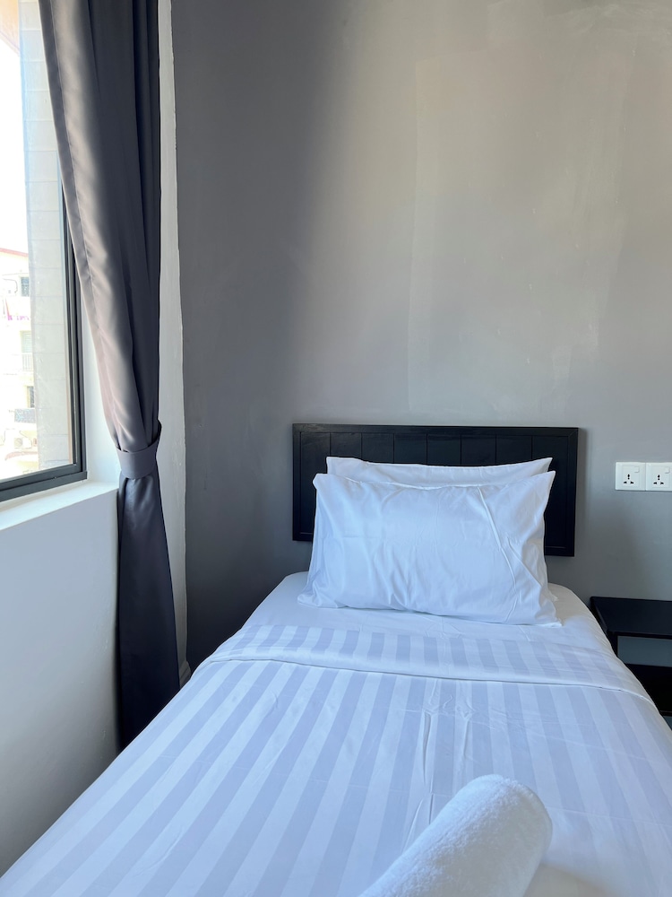 Quee Hotel