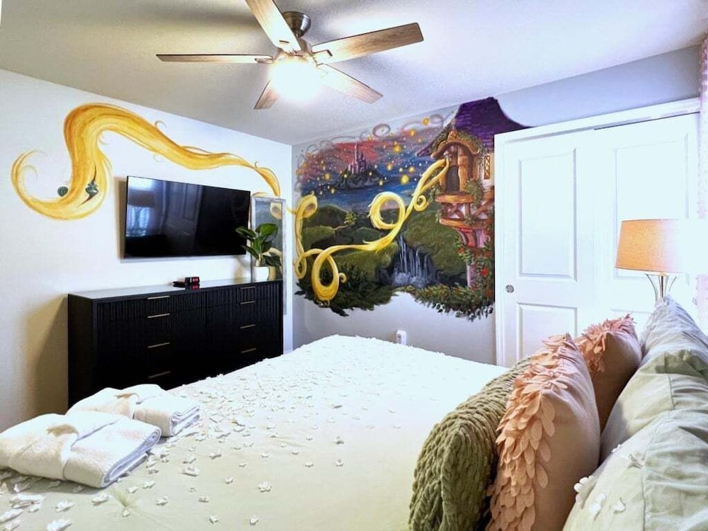 Scifi Theater Amazing Theme 7 Bed Pool Home 7 Bedroom Home