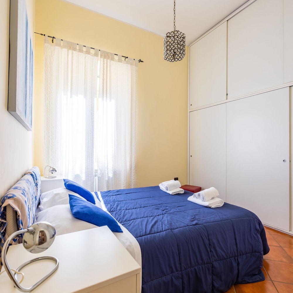 Casa Vacanze Nostos Alabardieri by Napoliapartments