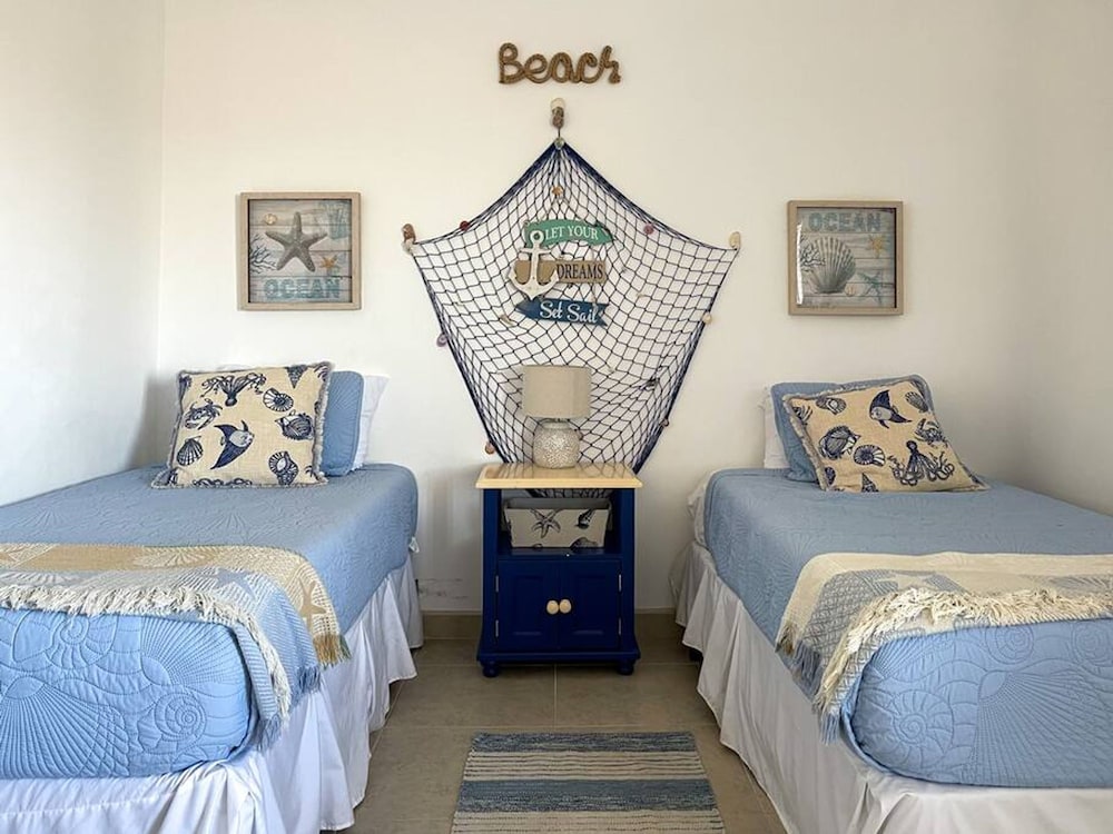 Glamorous Fully Equipped Condo With Amazing Sunset