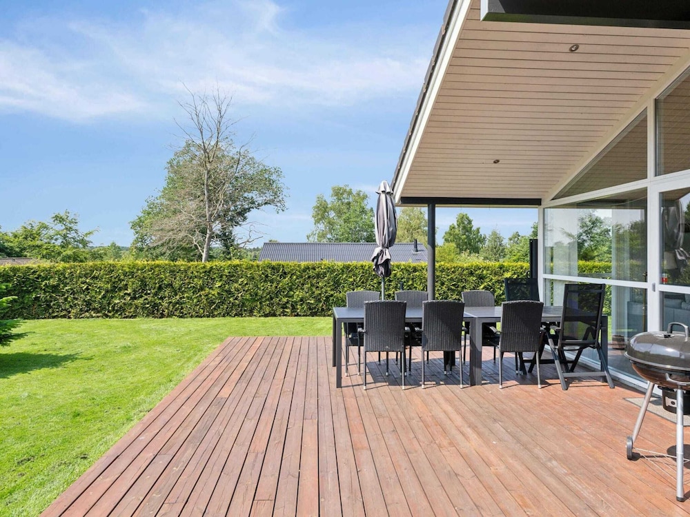 5 Star Holiday Home in Farvang