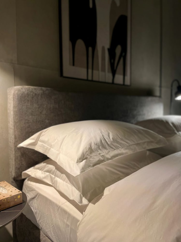 C Living - Premium 3 Bedroom - AQIQ