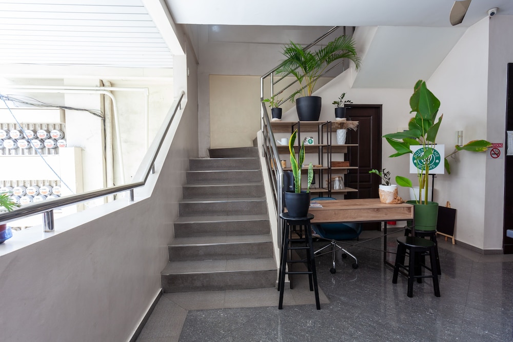 Buenbyahe Rooms  F Residences near Edsa view 2