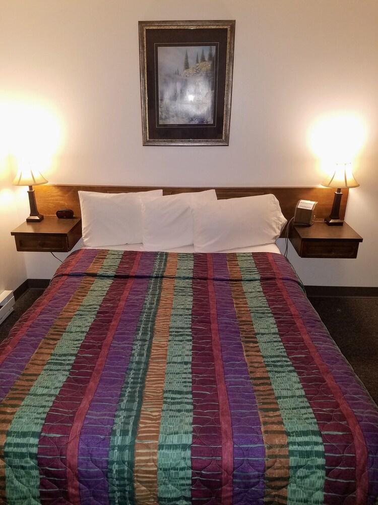 Out West Motel view 5