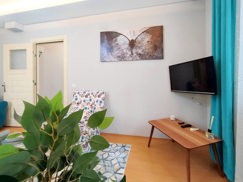 Cozy Flat Near Shopping Malls in Kepez Antalya