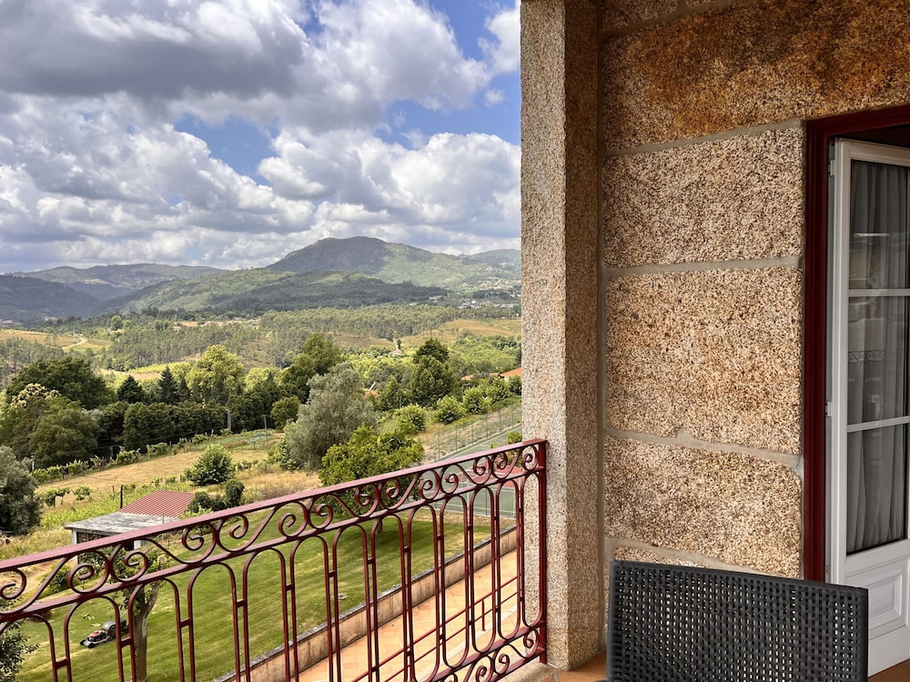 Nomad s Country - Cimo de Vila The Valley Terrace