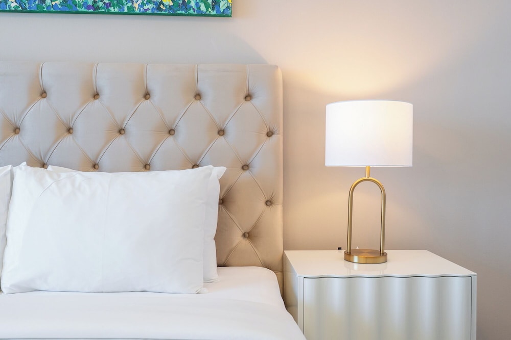 Czechin -Stylish 1BR in Elite Residences
