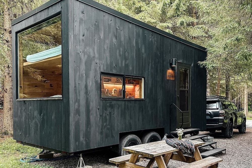 Postcard Cabins Shenandoah, Outdoor Collection by Marriott Bonvoy