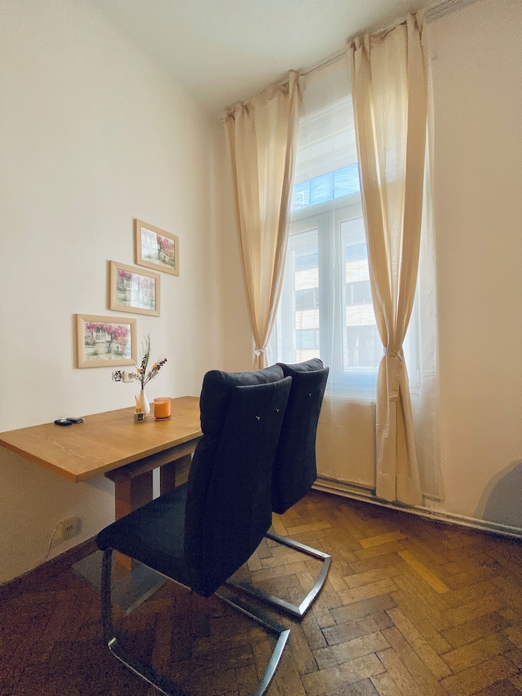 Cozy 2BR Apartment Near Westbahnhof