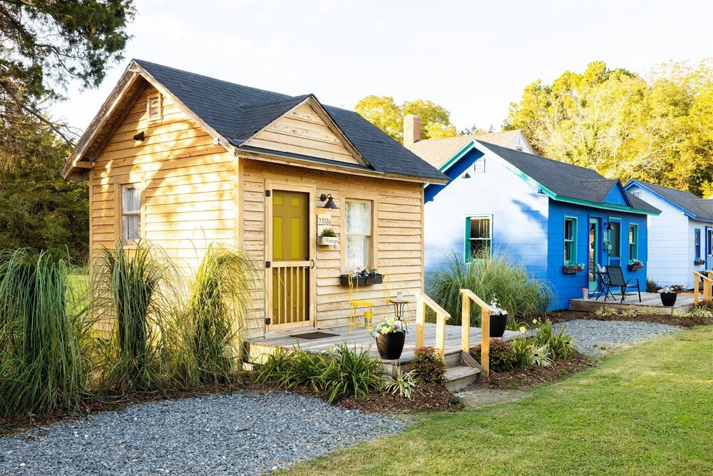 Cape Charles Tiny Livin