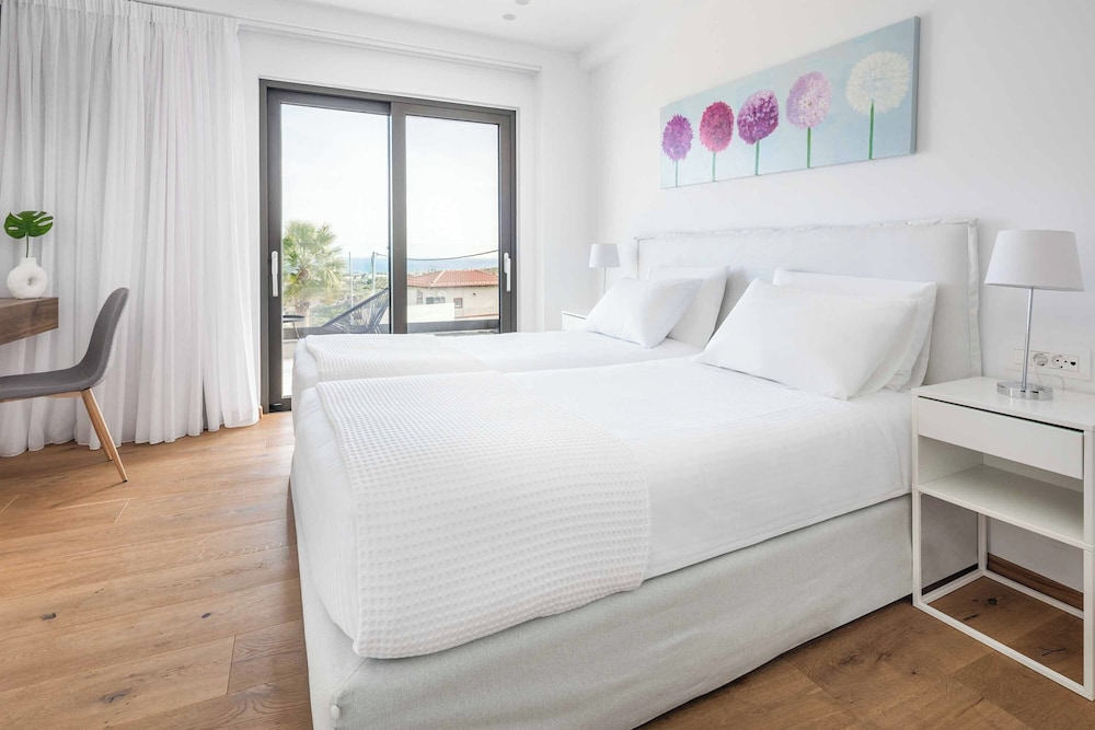 Kamelia Villa 1
