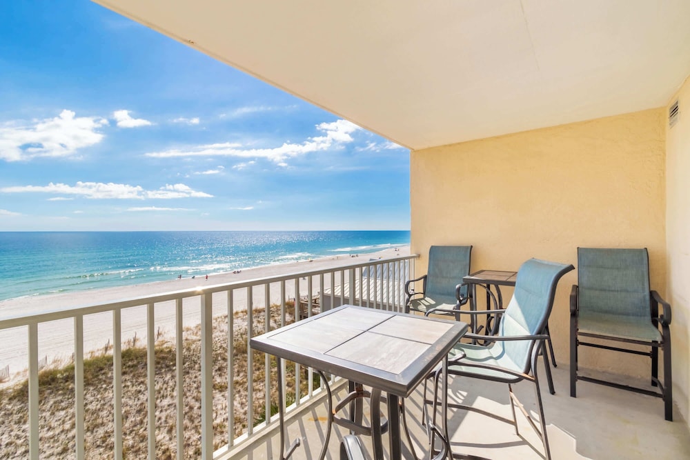 NEW Gulf Front - Beaches Pool Dining and Fun