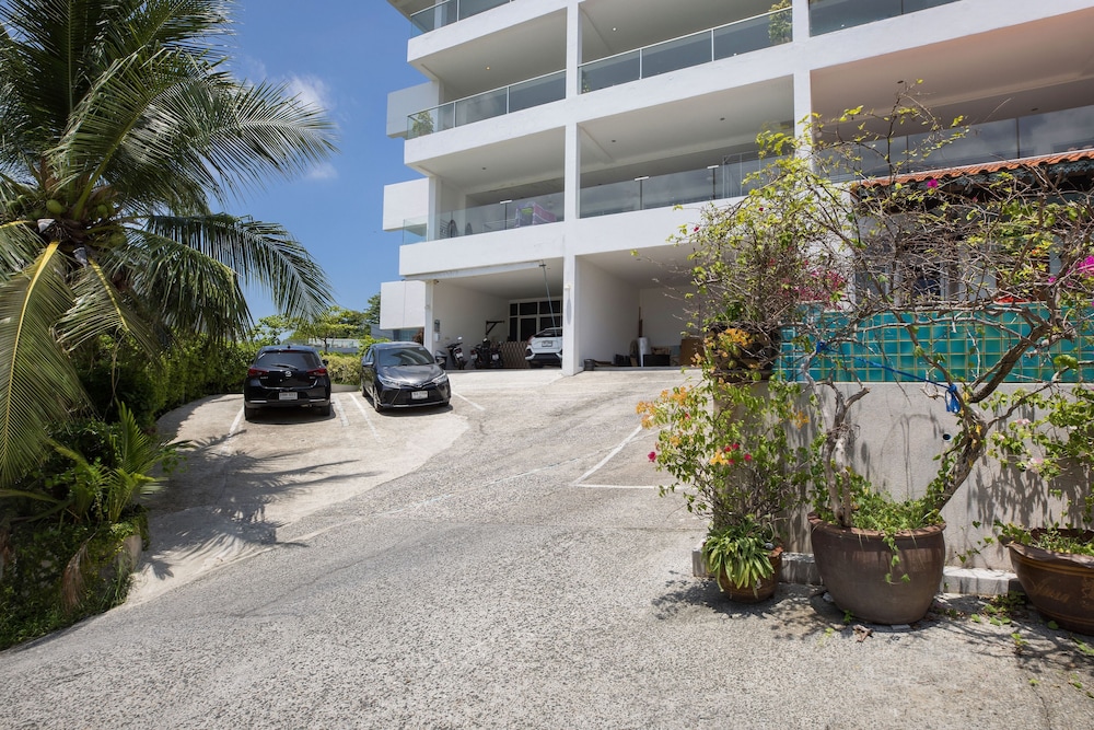 Ocean View Jacuzzi 3BR Kata Penthouse