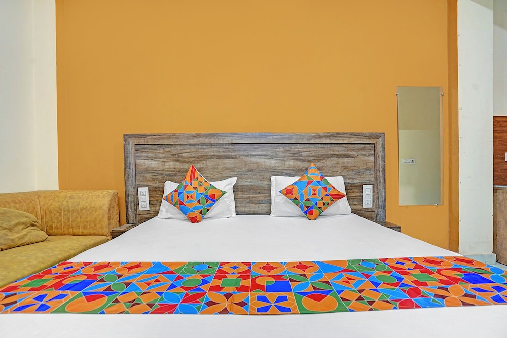 Fabhotel Galaxy Greno Celebration