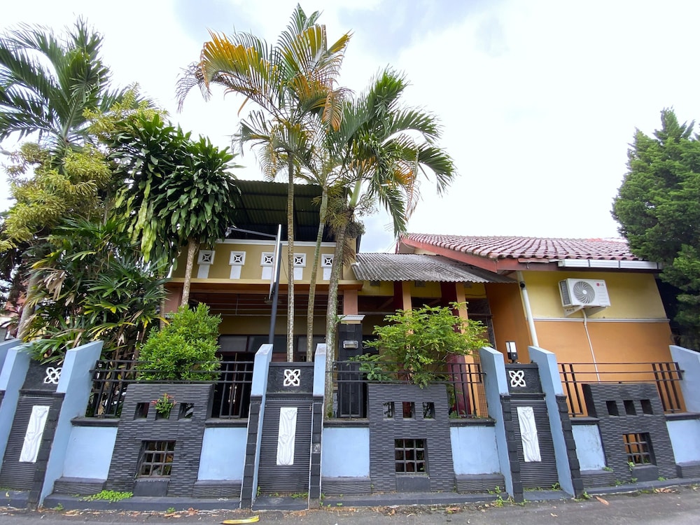 Homestay Jogja Dekat UII By Simply Homy