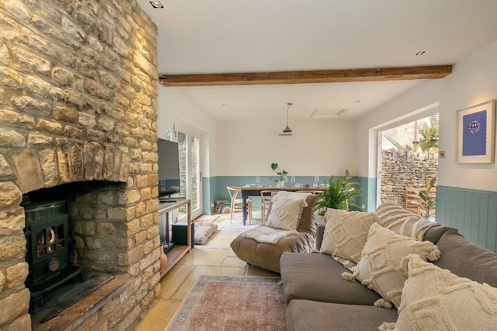Beautiful 2BD Cottage in the Cotswolds