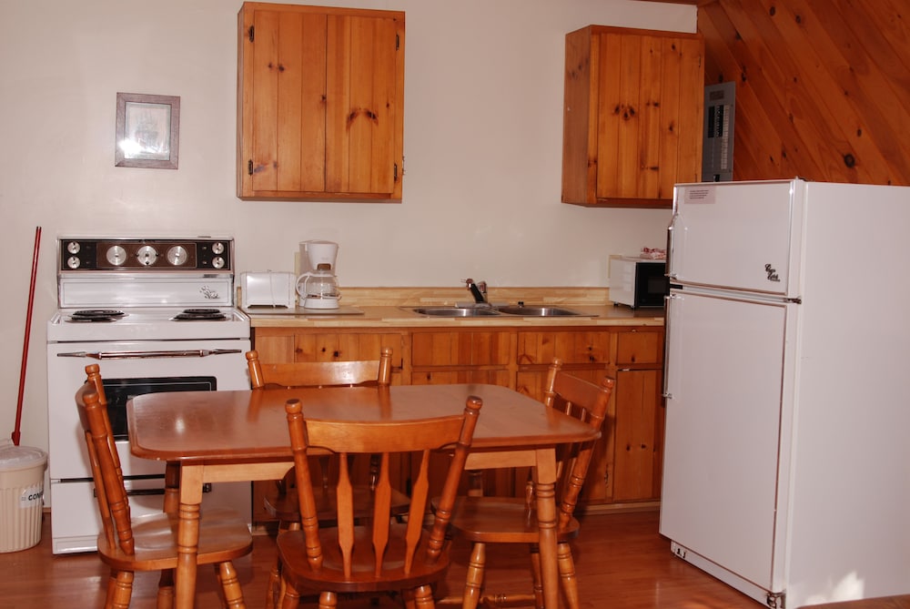 Shining Waters Cottages