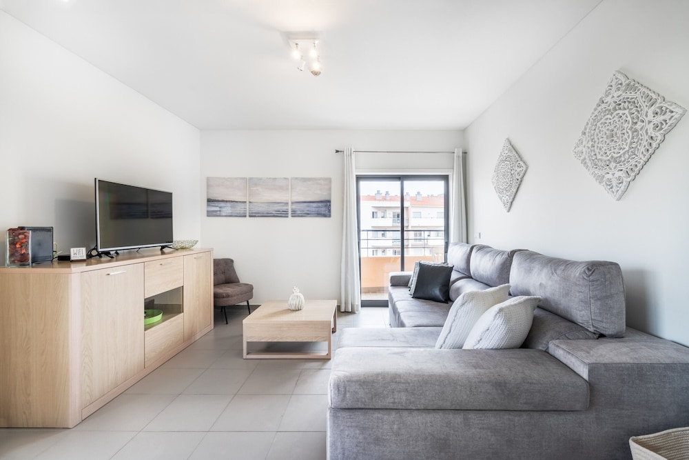 Praia DA Rocha Ocean View by Homing