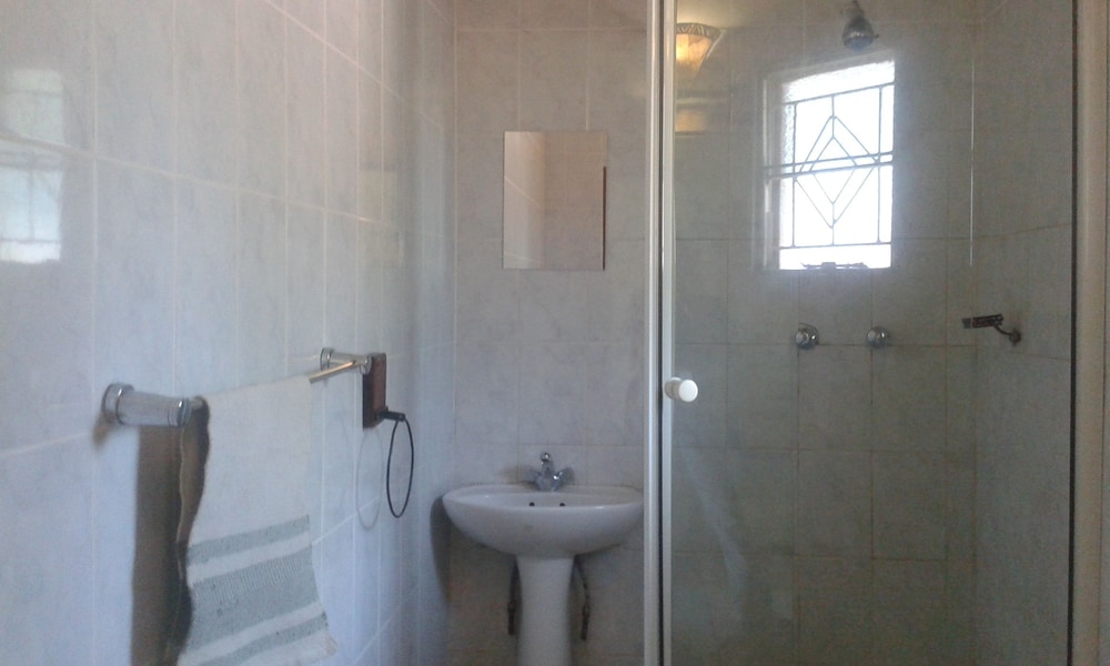 Maya Guest Inn