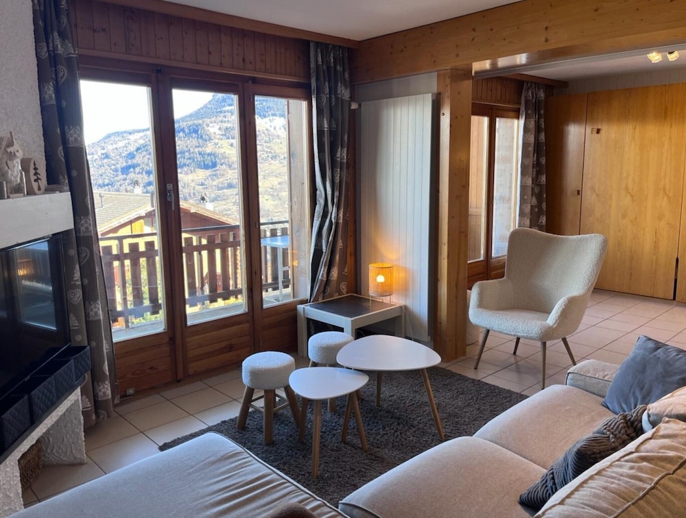 Apartment in Veysonnaz With Stunning Views