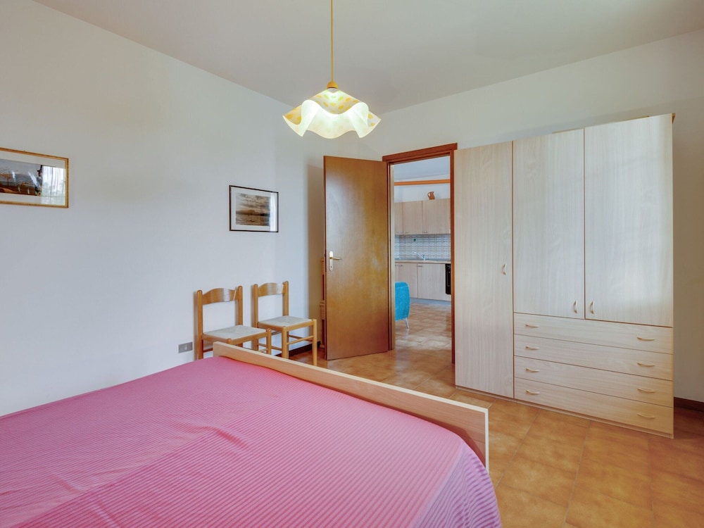 Belvilla by OYO Sole del Garda Quinto Sette view 4