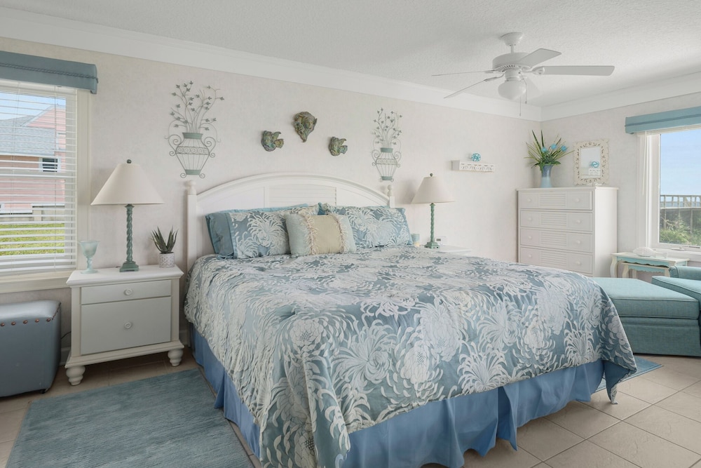 Ocean Eight 101 by Distinctive Beach Rentals