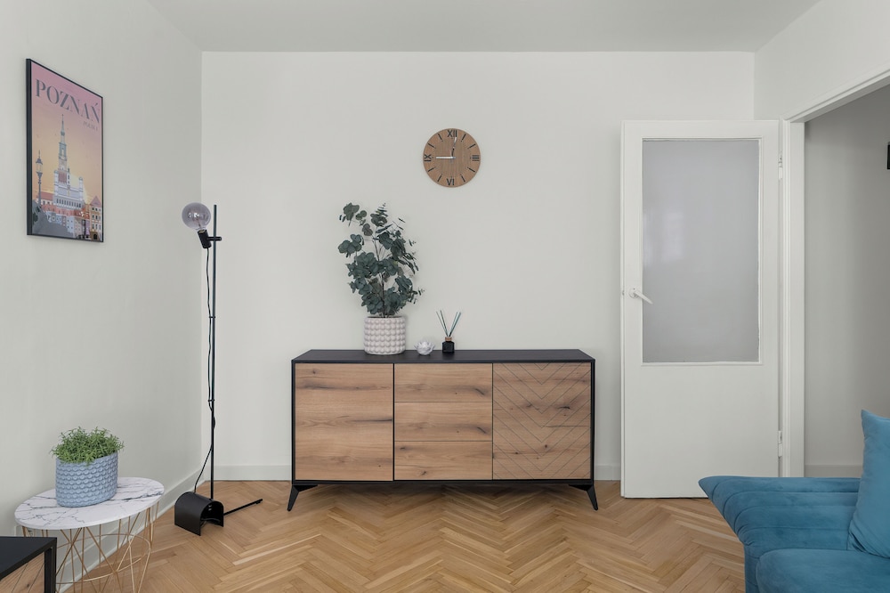 Poznan Apartment By the Park by Renters