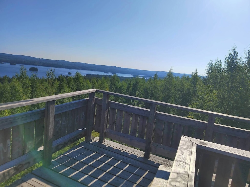 Riverfront Cottageee