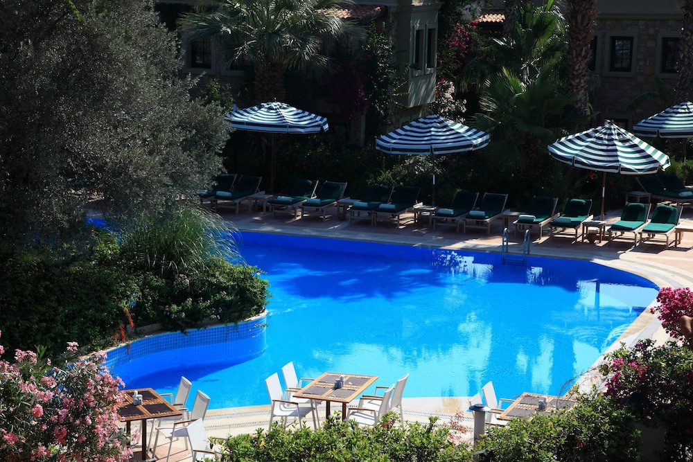 Zeytinada Otel - Image 5