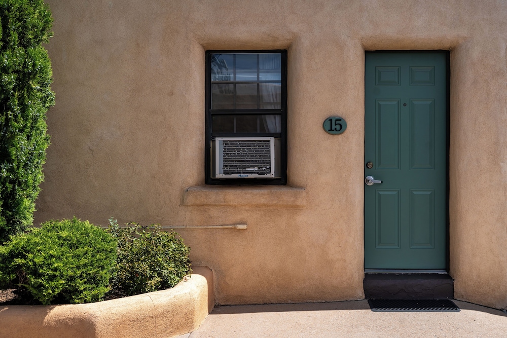 Santa Fe Vacations - King's Rest Court Inn - Property Image 42