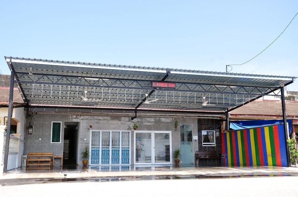 Teruntum 96 Guesthouse photo 1
