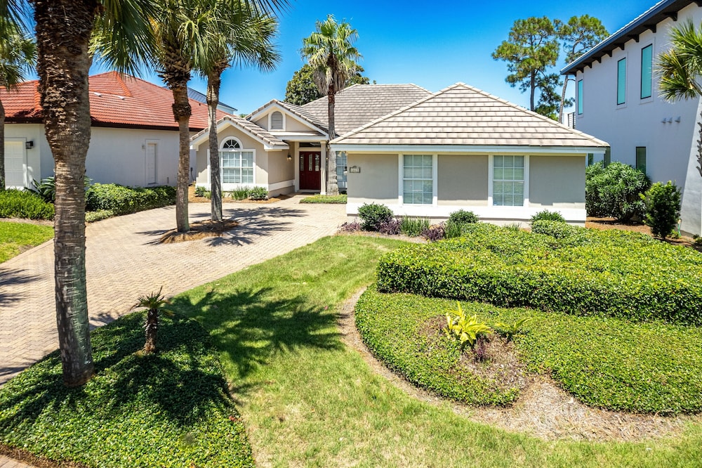 Worth The Wait 3 Bedroom Home by RedAwning view 3