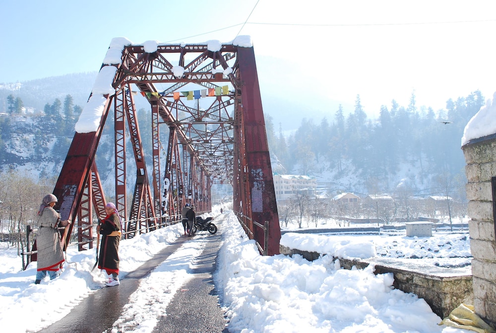 Snow Touch Resort (Shri Nath Group)