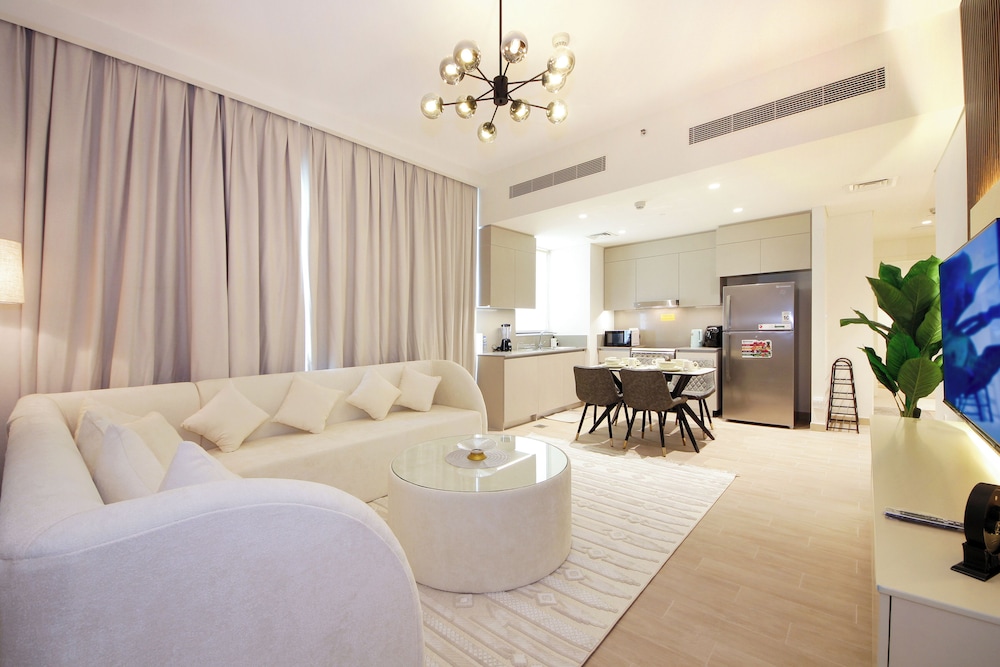 Breeze Residence-Brand New Furnished 2BR