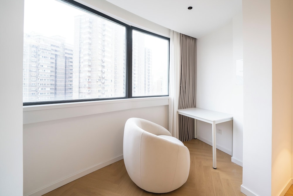 Book and Bed - Xujiahui