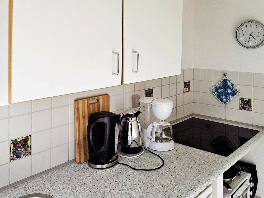 Spacious Holiday Home in Allinge Bornholm near Sea view 3