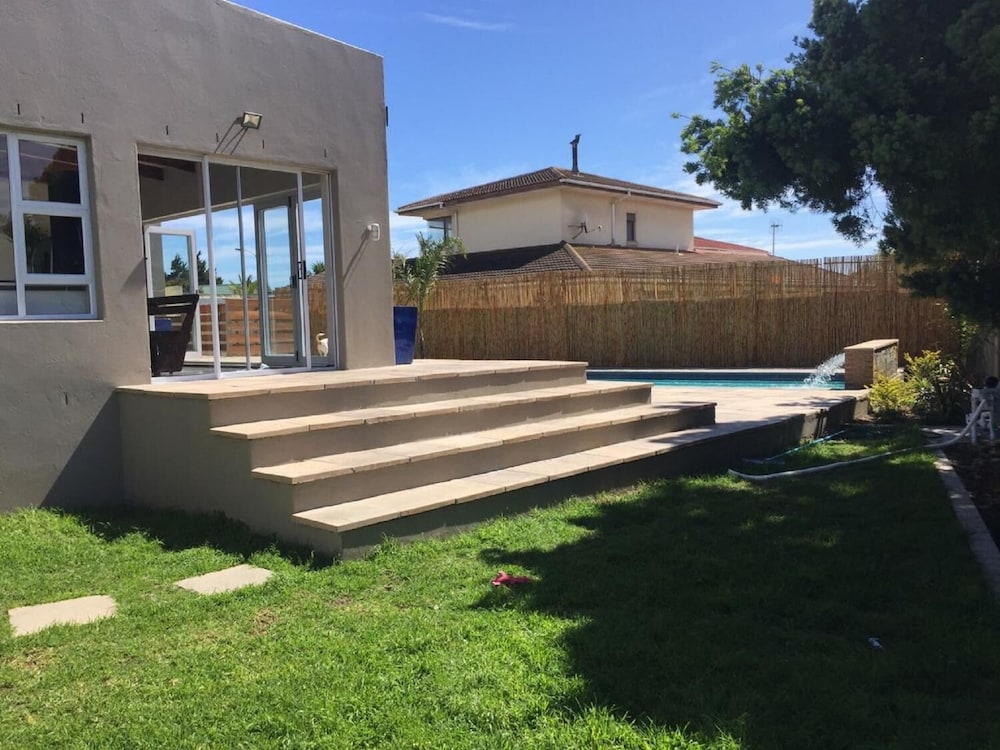 Clairwood Villa