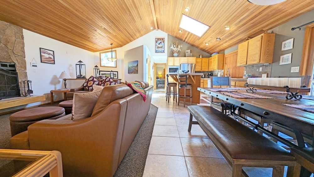 Red Cedar 53 3 Bedroom Home