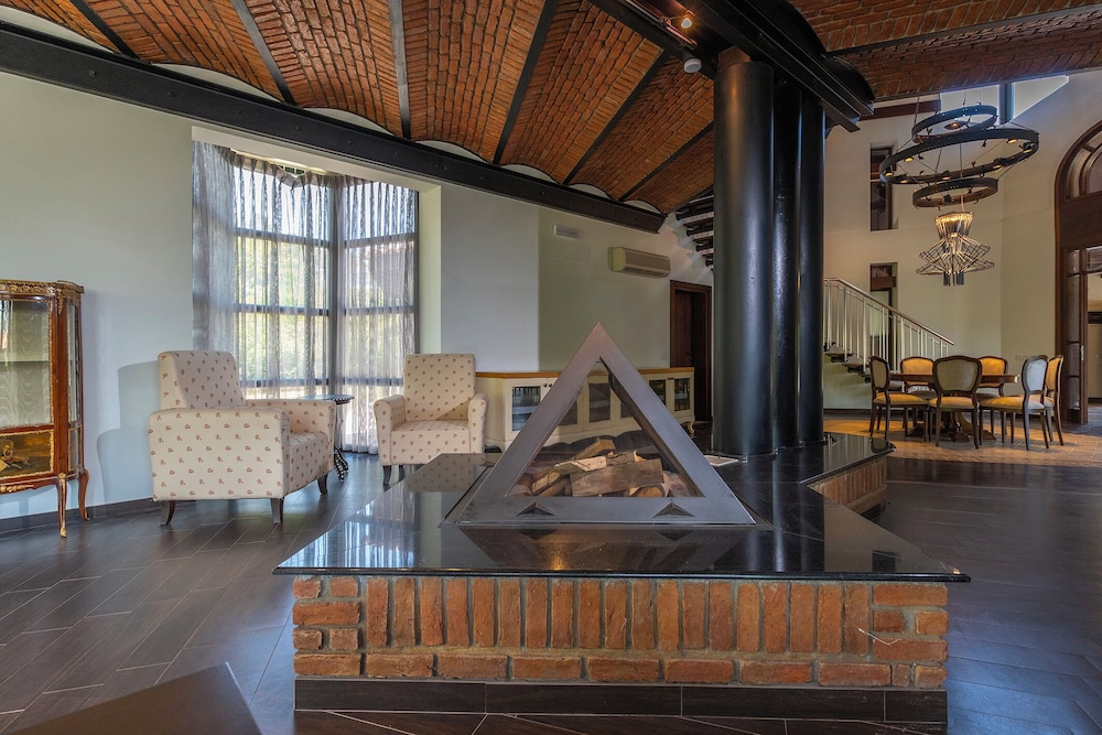 Cottage House - Adult Only