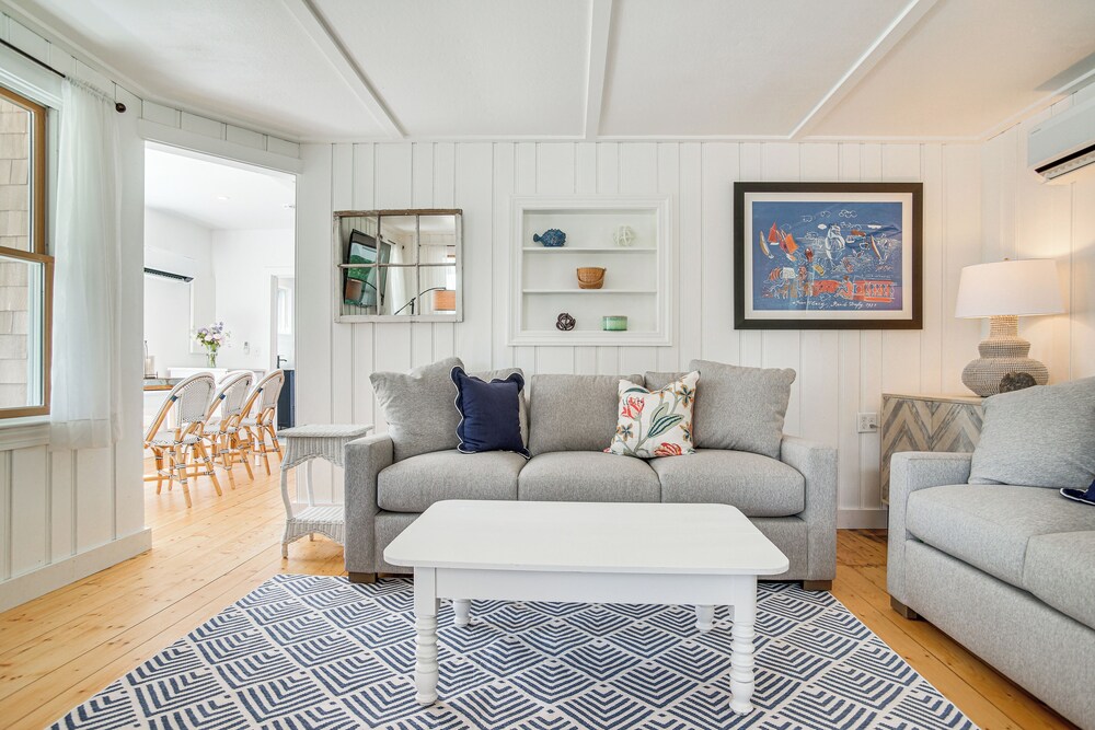 Pocasset Home w/ Kayaks & Bikes: Walk to 2 Beaches