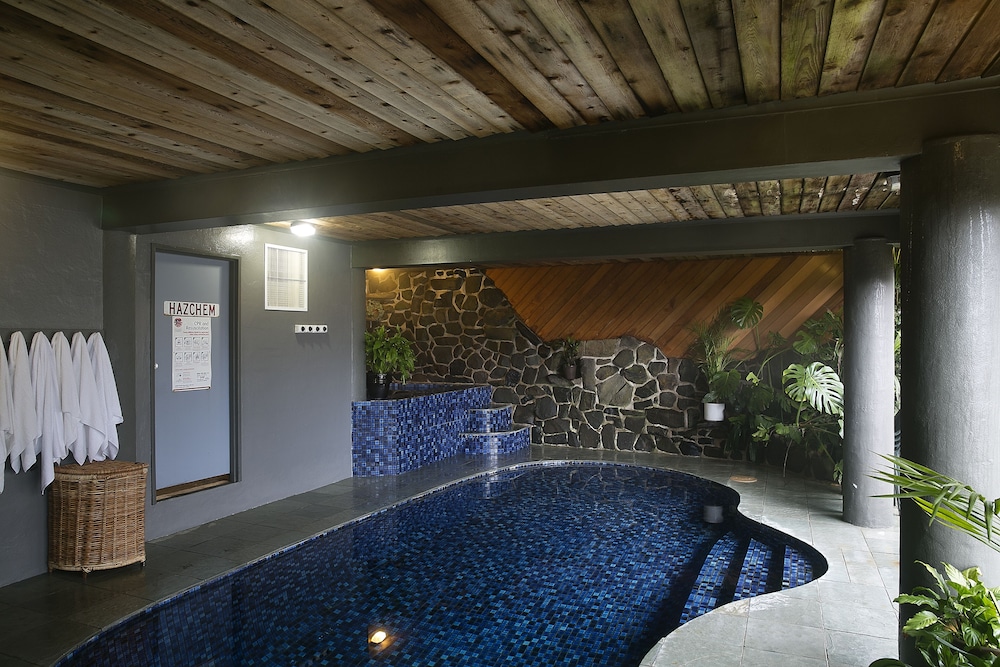 Falls Creek Hotel