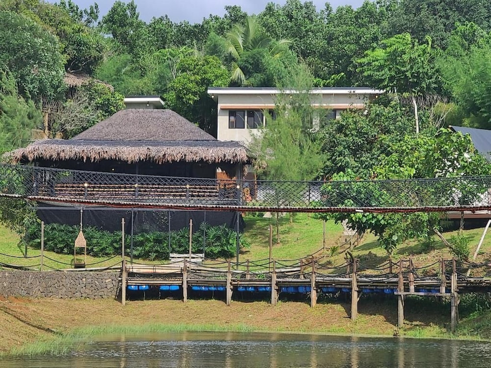 Sofia's Lake Resort