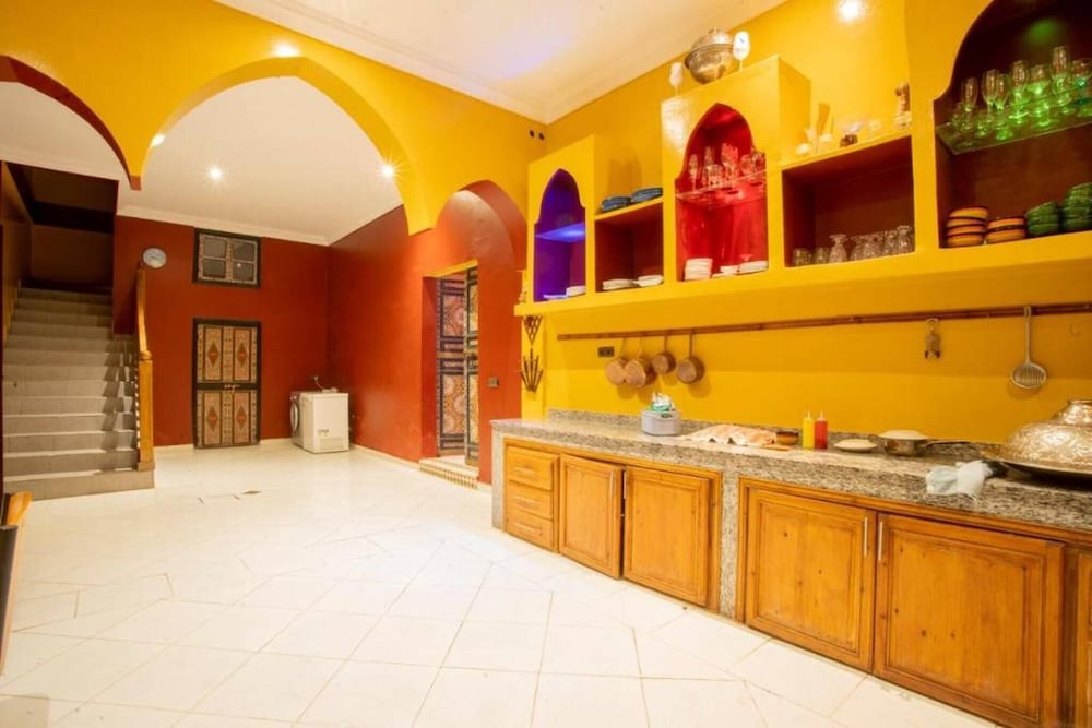 Villa Familiale De 5 Chambres Avec Piscine
