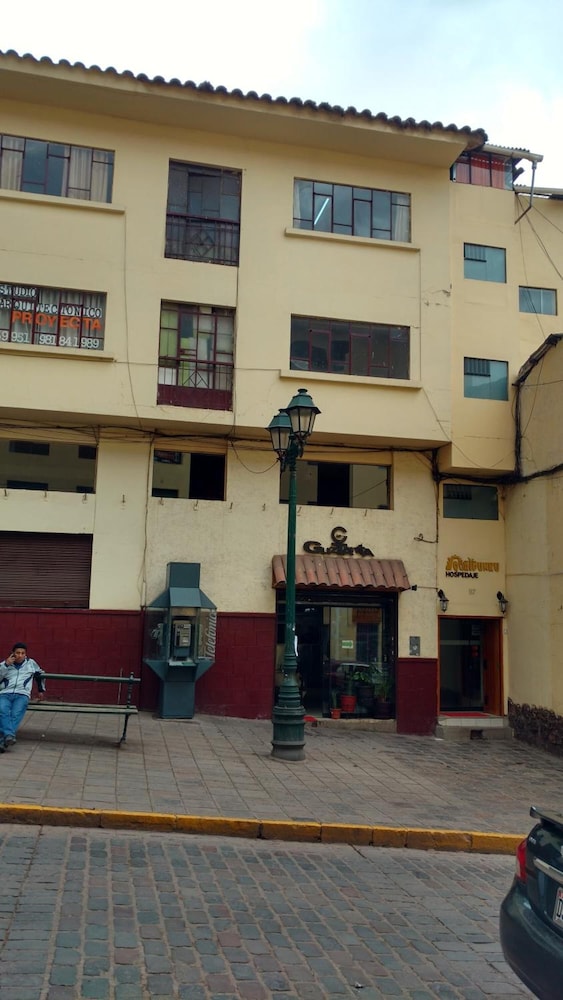 Qori punku - Hostel