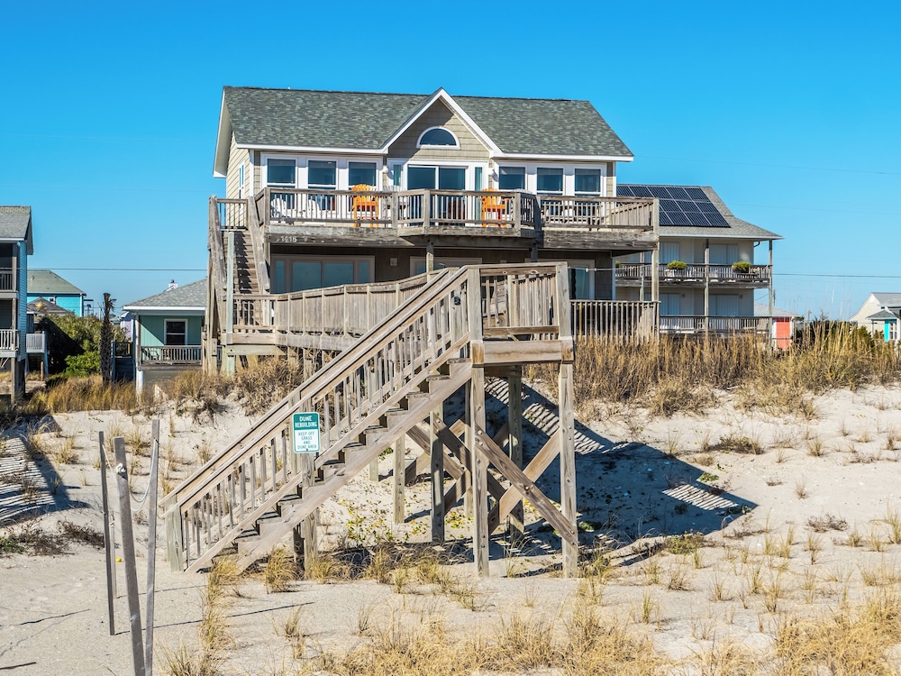 Paradise Palms by Topsail Realty