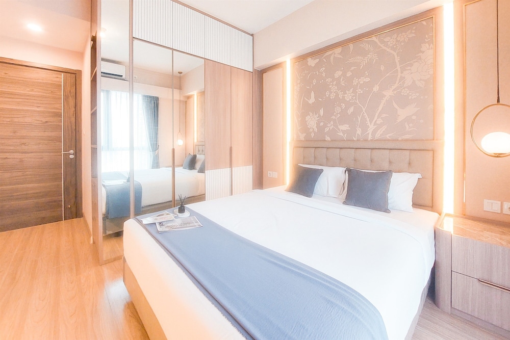 Elegant And Spacious 3Br At Sky House Bsd Apartment