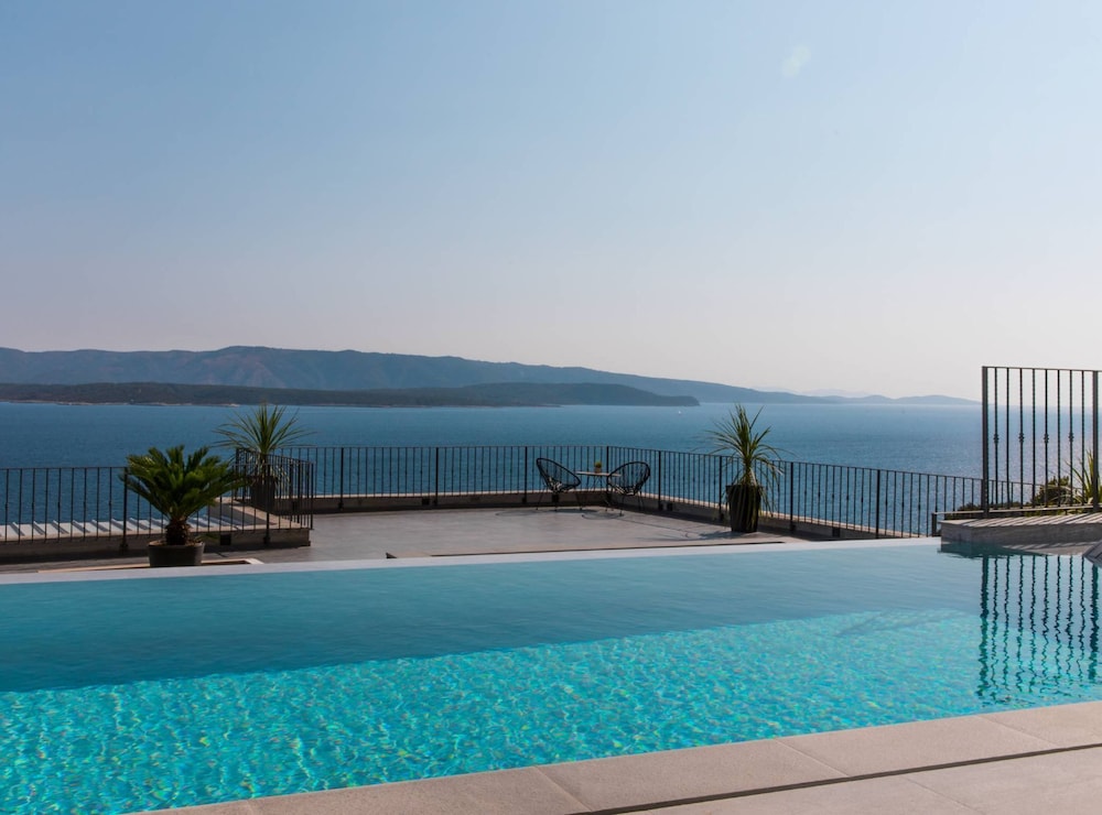 Spectacular Bol Island Sea View Villa With Pool